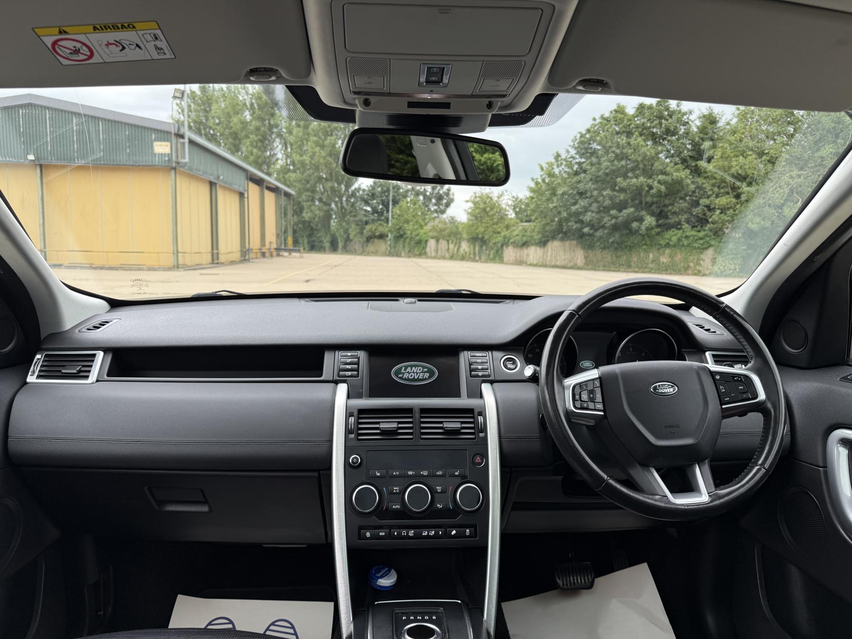 Land Rover Discovery Sport 2.0 TD4 HSE SUV 5dr Diesel Auto 4WD Euro 6 (s/s) (180 ps)