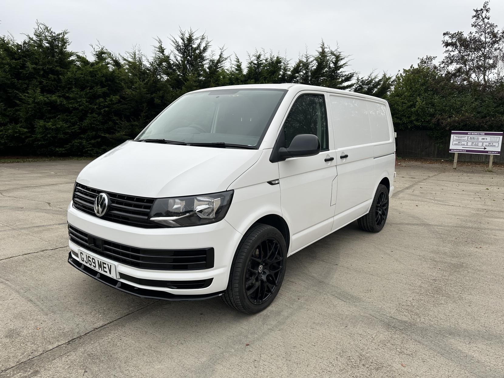 Volkswagen Transporter 2.0 TDI T28 Startline Panel Van 5dr Diesel Manual FWD SWB Euro 6 (s/s) (102 ps)