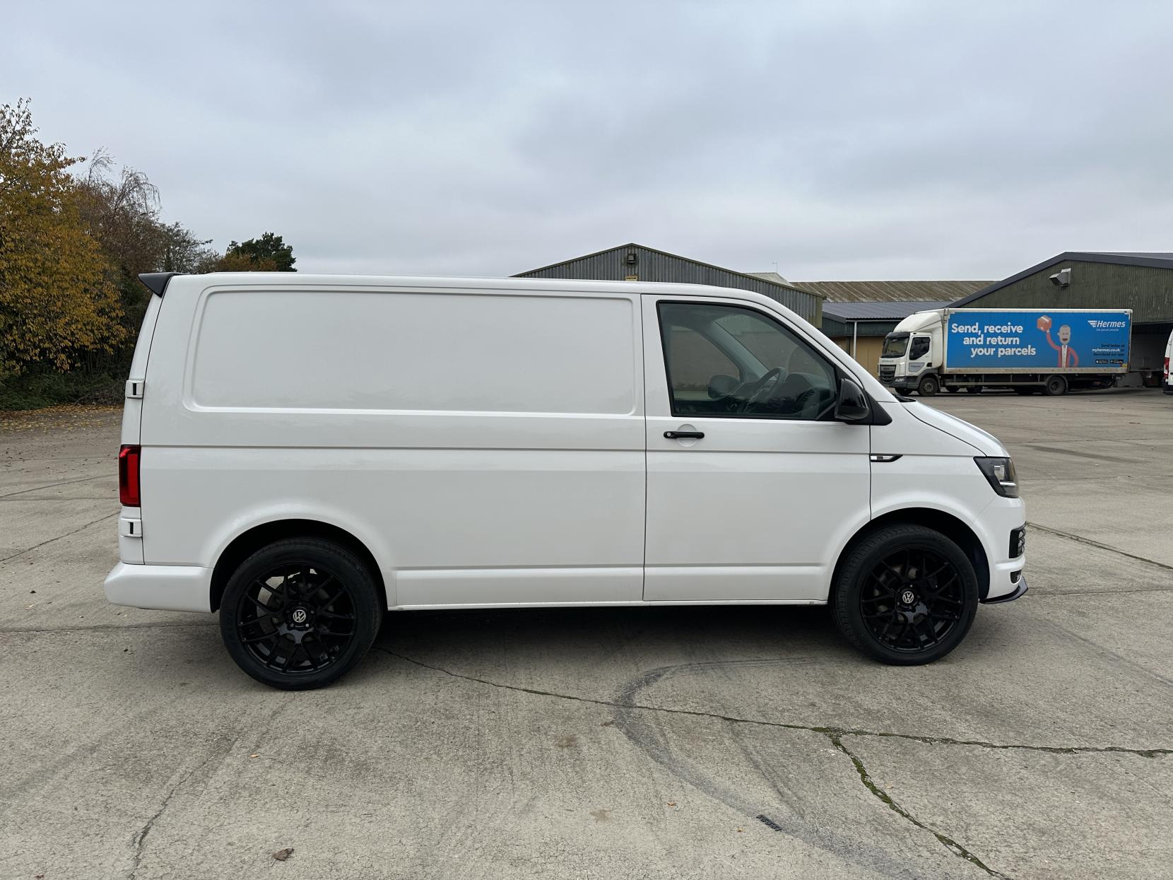 Volkswagen Transporter 2.0 TDI T28 Startline Panel Van 5dr Diesel Manual FWD SWB Euro 6 (s/s) (102 ps)