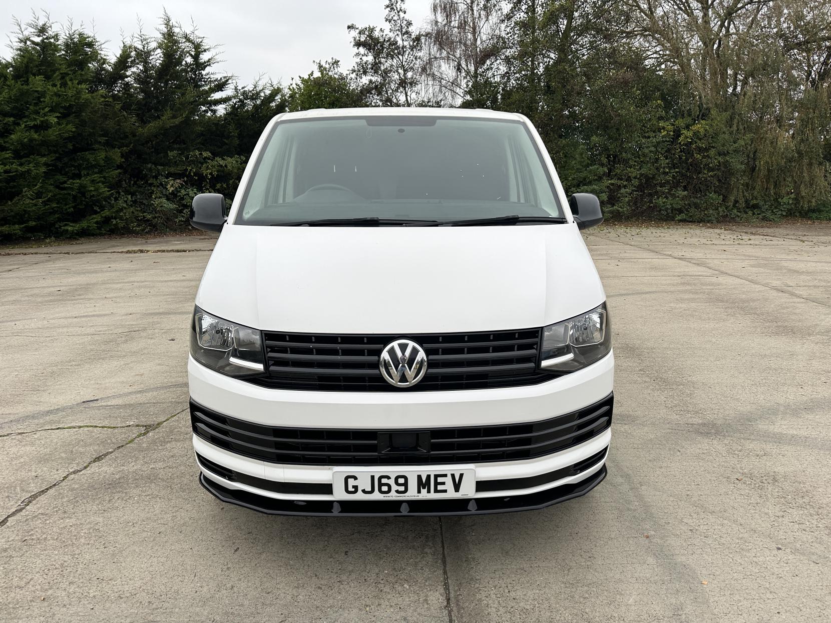 Volkswagen Transporter 2.0 TDI T28 Startline Panel Van 5dr Diesel Manual FWD SWB Euro 6 (s/s) (102 ps)