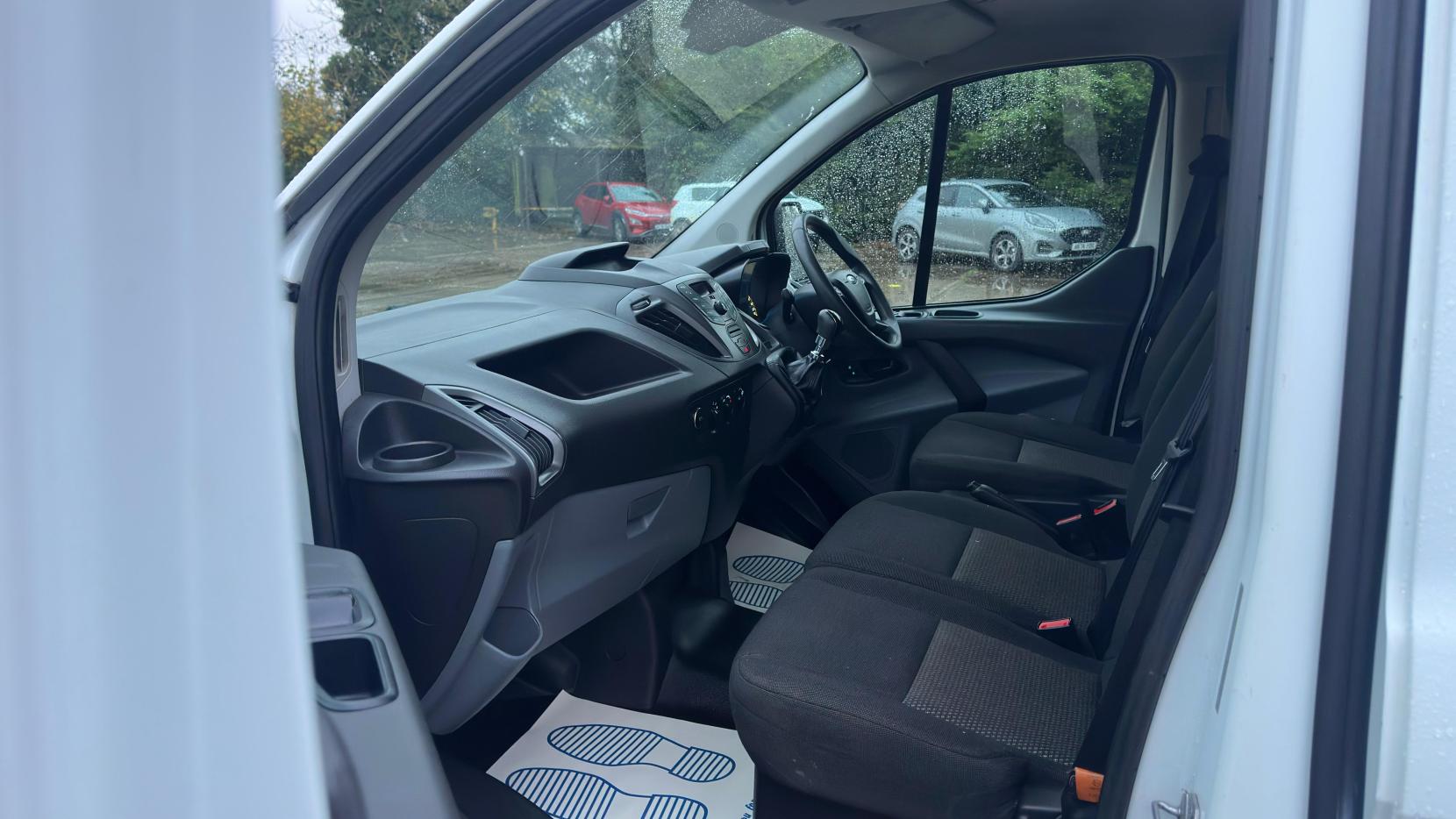 Ford Transit Custom 2.0 TDCi 270 Panel Van 5dr Diesel Manual L1 H2 (164 g/km, 104 bhp)