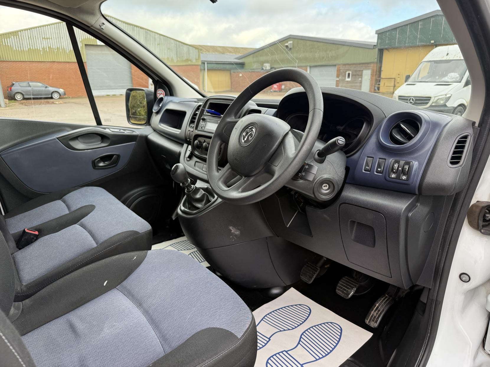 Vauxhall Vivaro 1.6 CDTi 2900 Panel Van 5dr Diesel Manual L1 H1 Euro 6 (120 ps)
