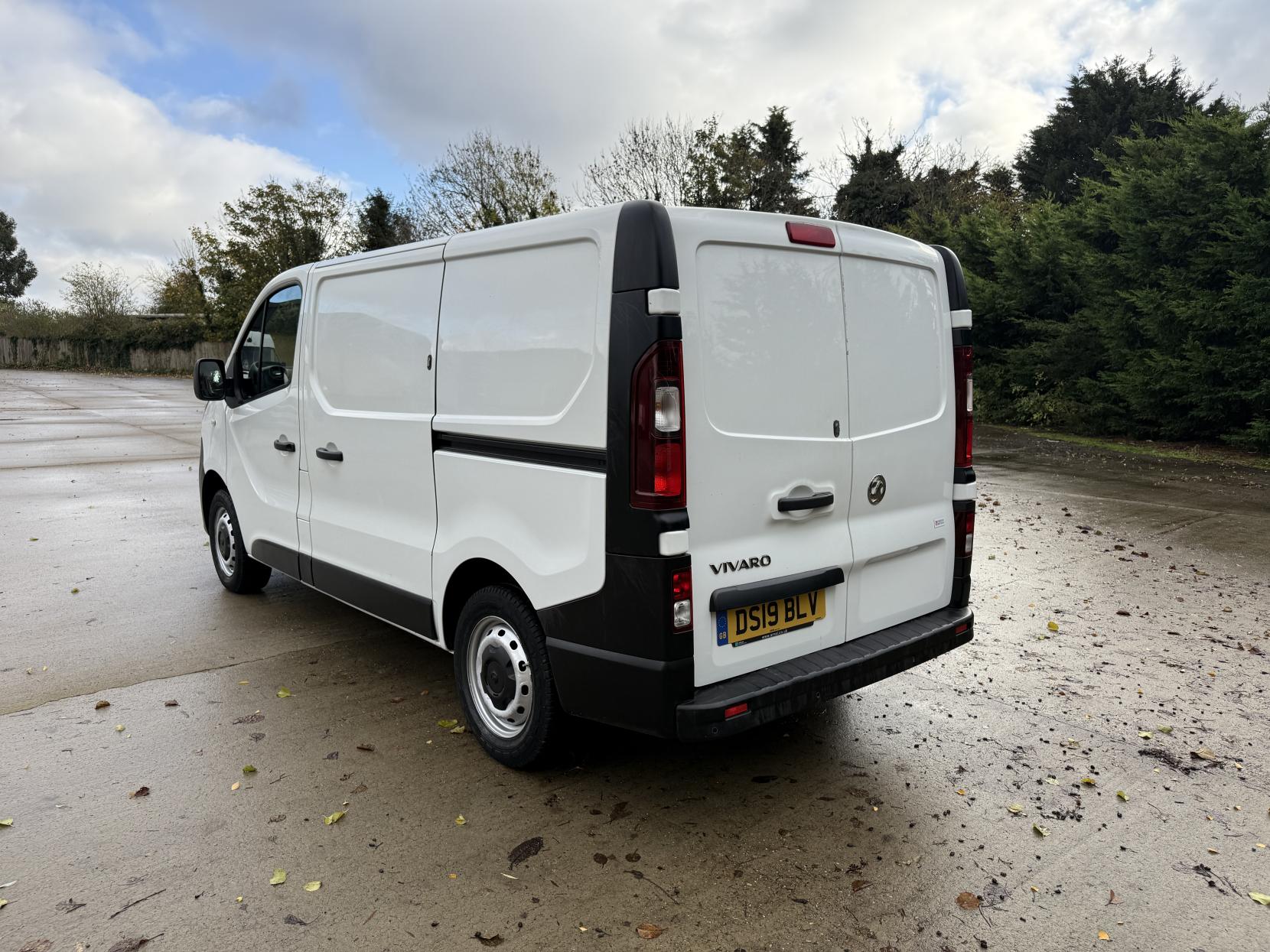 Vauxhall Vivaro 1.6 CDTi 2900 Panel Van 5dr Diesel Manual L1 H1 Euro 6 (120 ps)