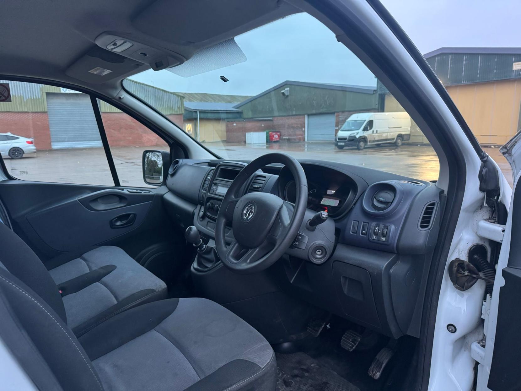 Vauxhall Vivaro 1.6 CDTi 2900 ecoFLEX Panel Van 5dr Diesel Manual L1 H1 Euro 5 (s/s) (90 ps)