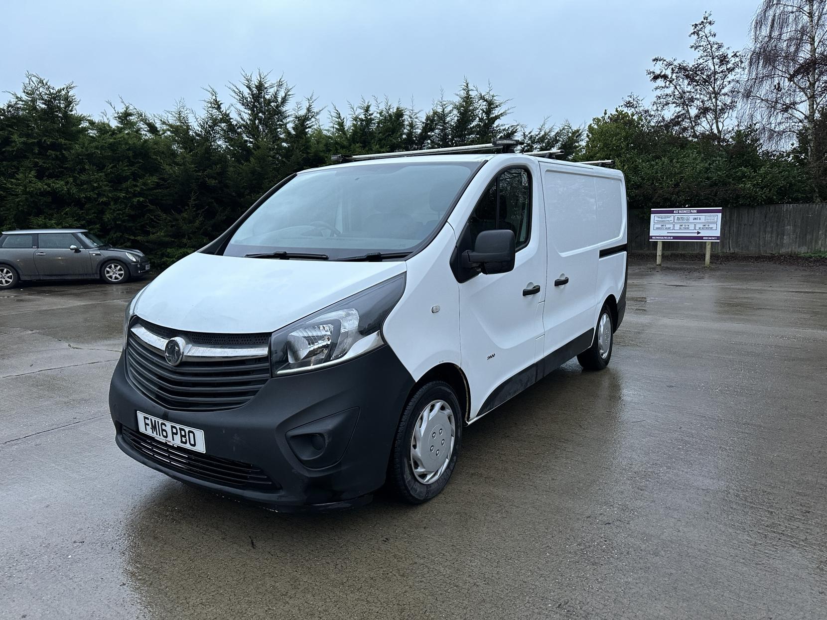 Vauxhall Vivaro 1.6 CDTi 2900 ecoFLEX Panel Van 5dr Diesel Manual L1 H1 Euro 5 (s/s) (90 ps)