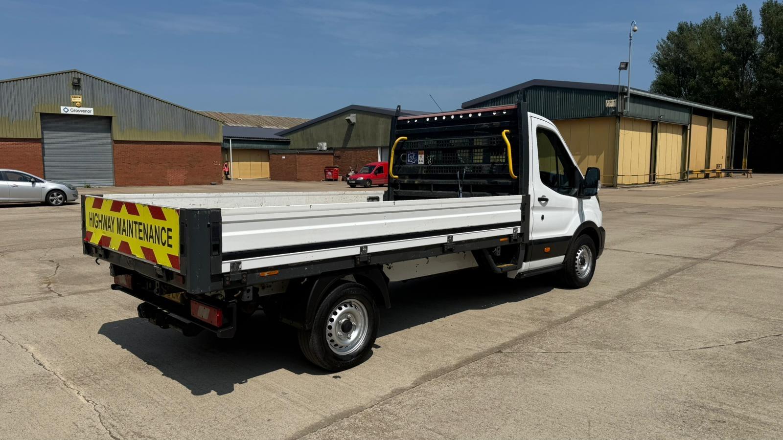Ford Transit 2.0 350 EcoBlue Leader Chassis Cab 2dr Diesel Manual RWD L3 Euro 6 (s/s) (130 ps)