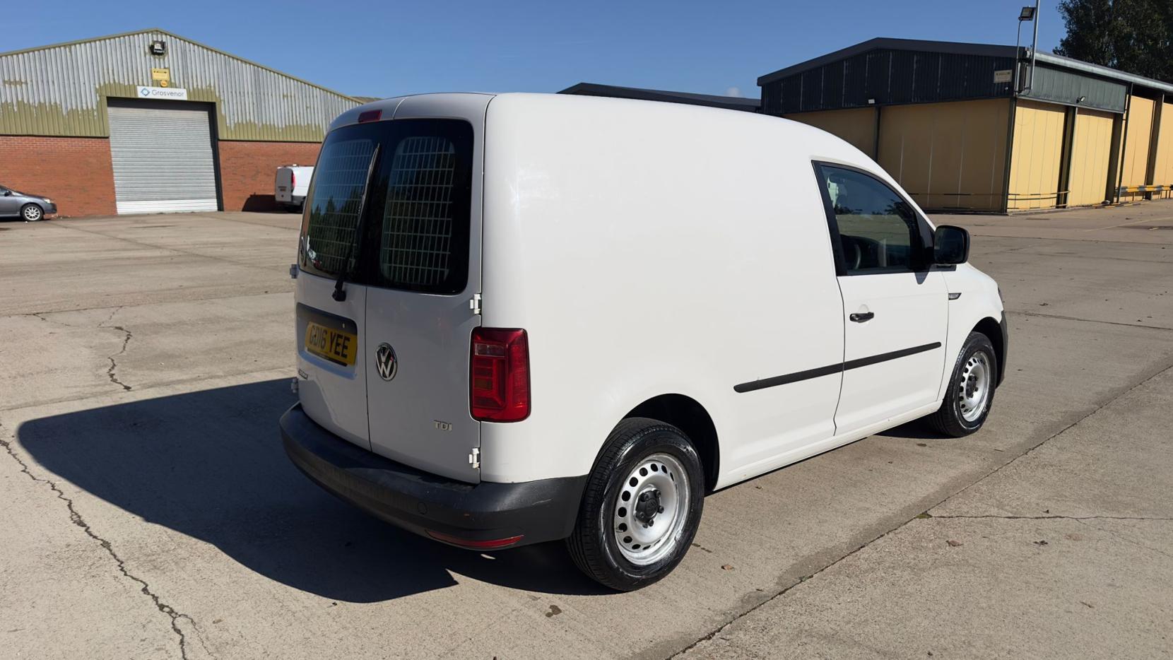 Volkswagen Caddy 1.6 TDI C20 BlueMotion Tech Startline Panel Van 5dr Diesel Manual SWB Euro 5 (s/s) (102 ps)