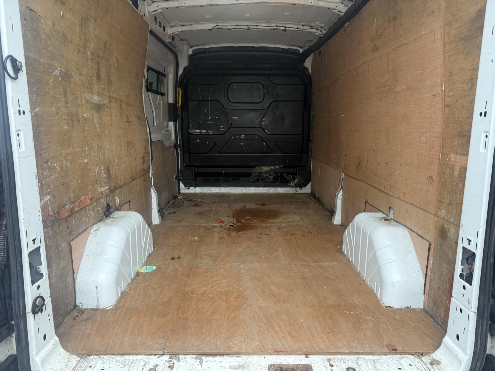 Ford Transit 2.2 TDCi 350 Panel Van 5dr Diesel Manual FWD L3 H2 Euro 5 (100 ps)