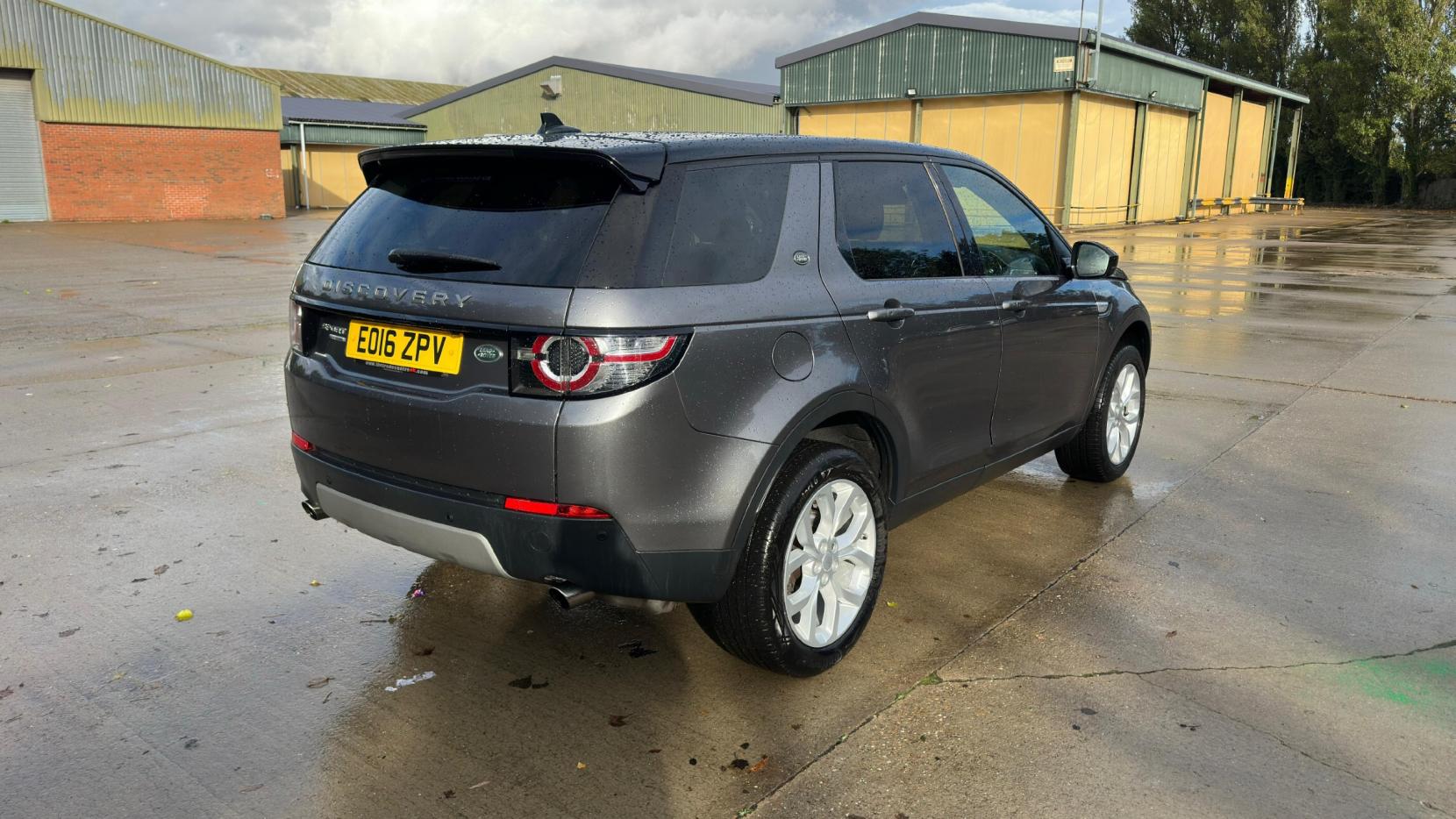 Land Rover Discovery Sport 2.0 TD4 HSE SUV 5dr Diesel Auto 4WD Euro 6 (s/s) (180 ps)