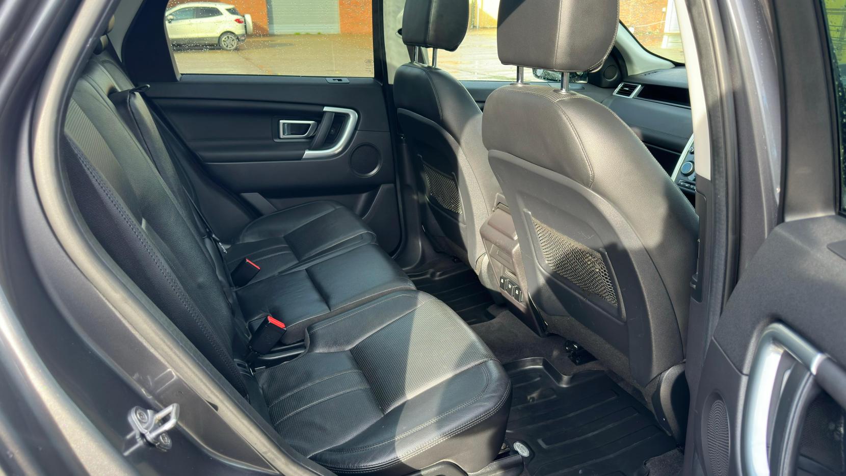 Land Rover Discovery Sport 2.0 TD4 HSE SUV 5dr Diesel Auto 4WD Euro 6 (s/s) (180 ps)