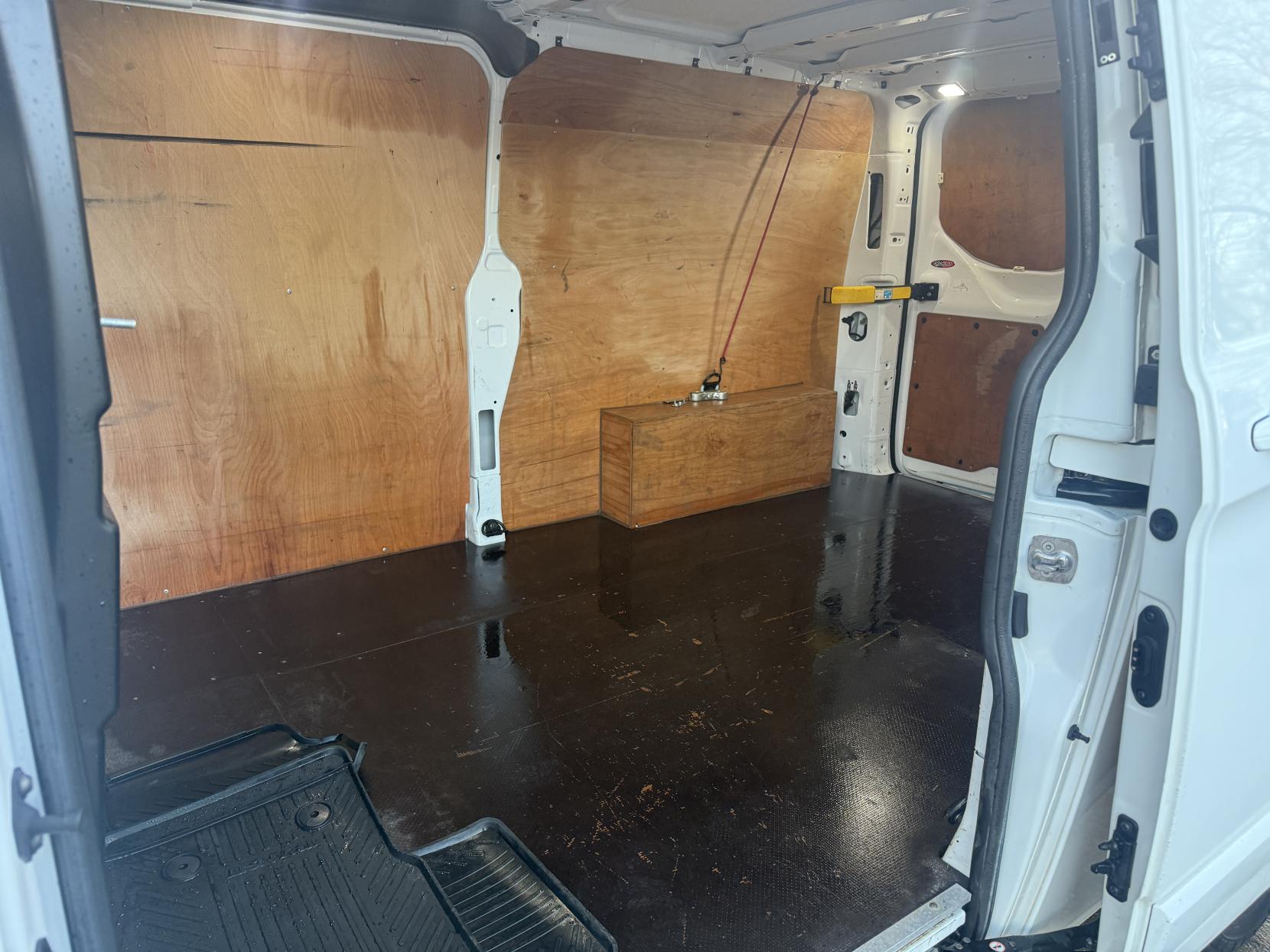 Ford Transit Custom 2.0 300 EcoBlue Limited Panel Van 5dr Diesel Manual L2 H1 Euro 6 (s/s) (130 ps)