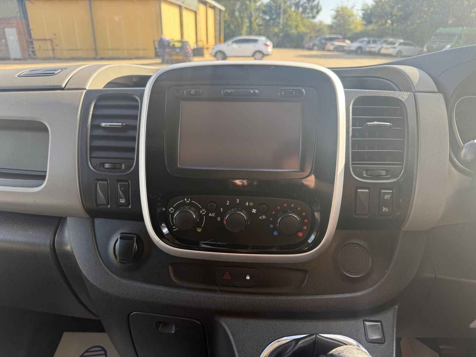 Renault Trafic 1.6 dCi 29 Sport Nav Panel Van 5dr Diesel Manual LWB Standard Roof Euro 6 (120 ps)
