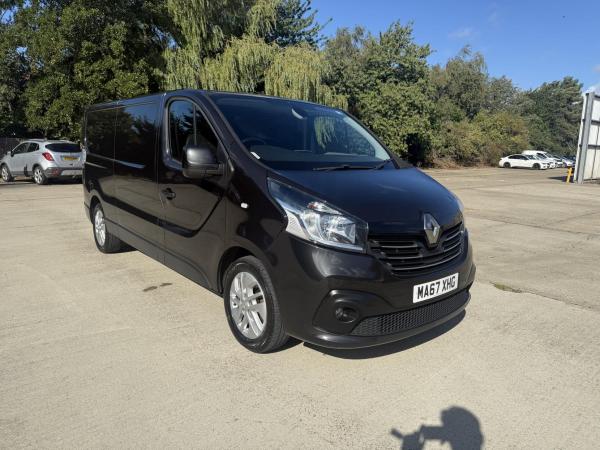 Renault Trafic 1.6 dCi 29 Sport Nav Panel Van 5dr Diesel Manual LWB Standard Roof Euro 6 (120 ps)