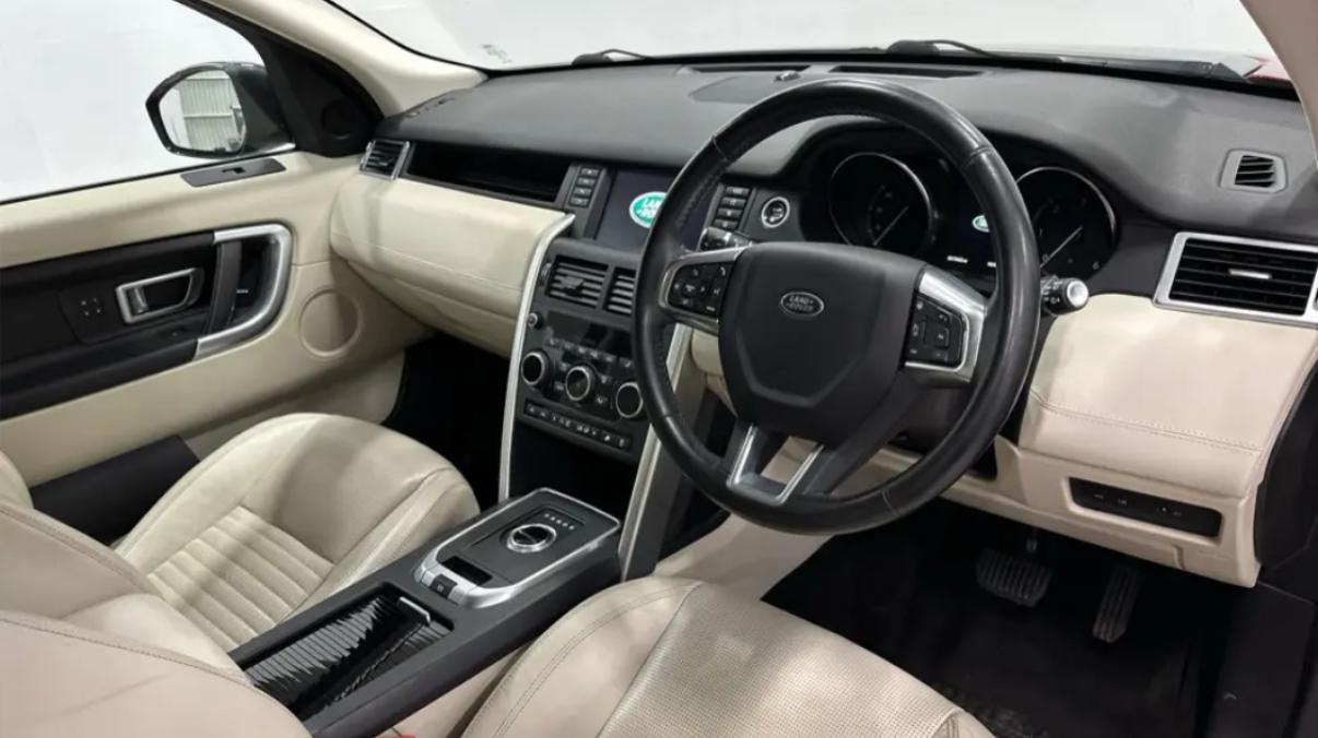 Land Rover Discovery Sport 2.0 TD4 HSE Luxury SUV 5dr Diesel Auto 4WD Euro 6 (s/s) (180 ps)