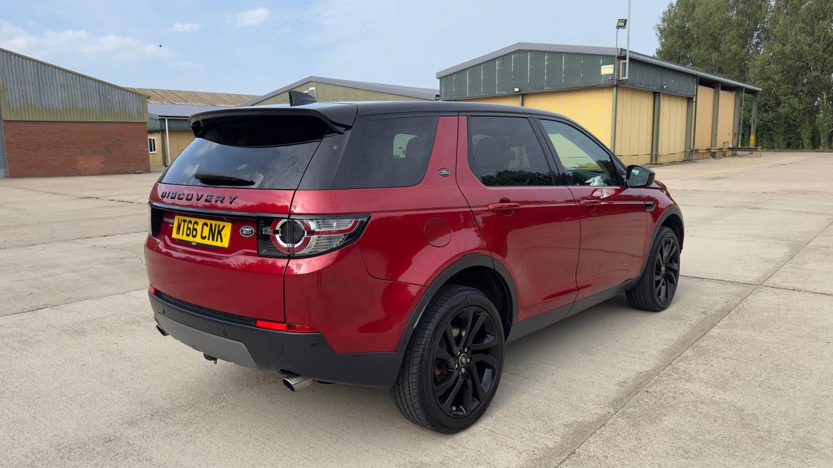 Land Rover Discovery Sport 2.0 TD4 HSE Luxury SUV 5dr Diesel Auto 4WD Euro 6 (s/s) (180 ps)
