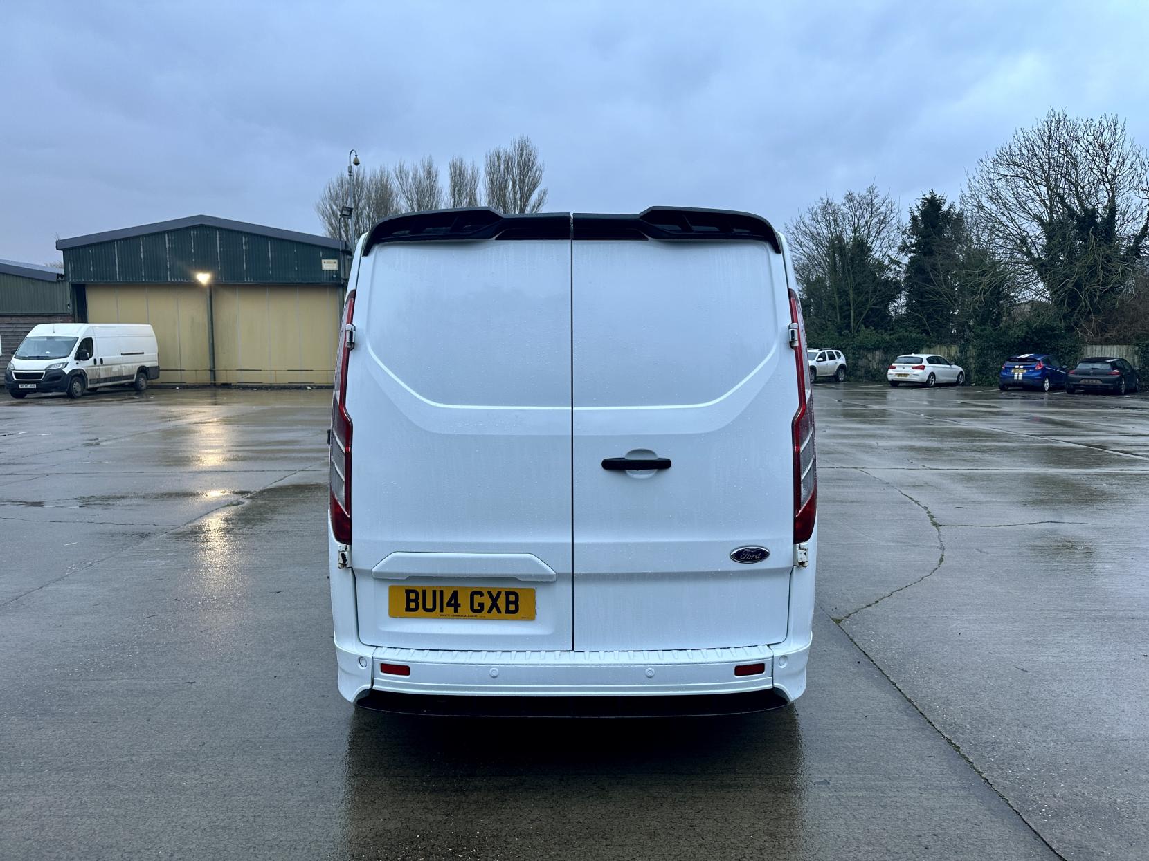 Ford Transit Custom 2.2 TDCi 310 ECOnetic Panel Van 5dr Diesel Manual L1 H1 (162 g/km, 98 bhp)