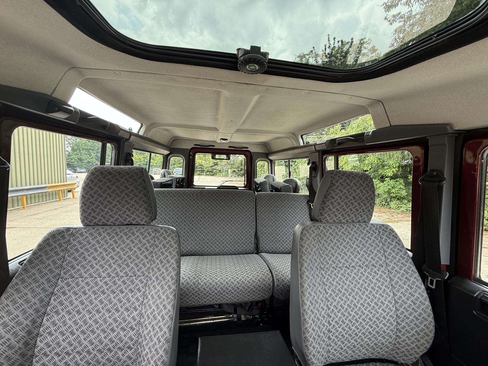 Land Rover Defender 110 2.5 TD5 County SUV 5dr Diesel Manual (299 g/km, 120 bhp)