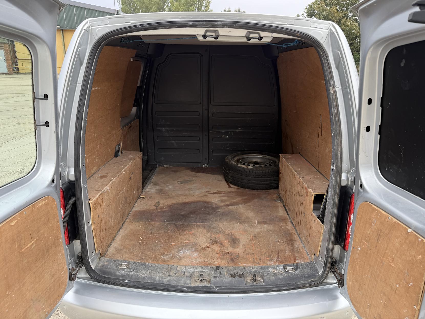 Volkswagen Caddy 1.6 TDI C20+ Highline Panel Van 4dr Diesel Manual L1 H1 (149 g/km, 101 bhp)