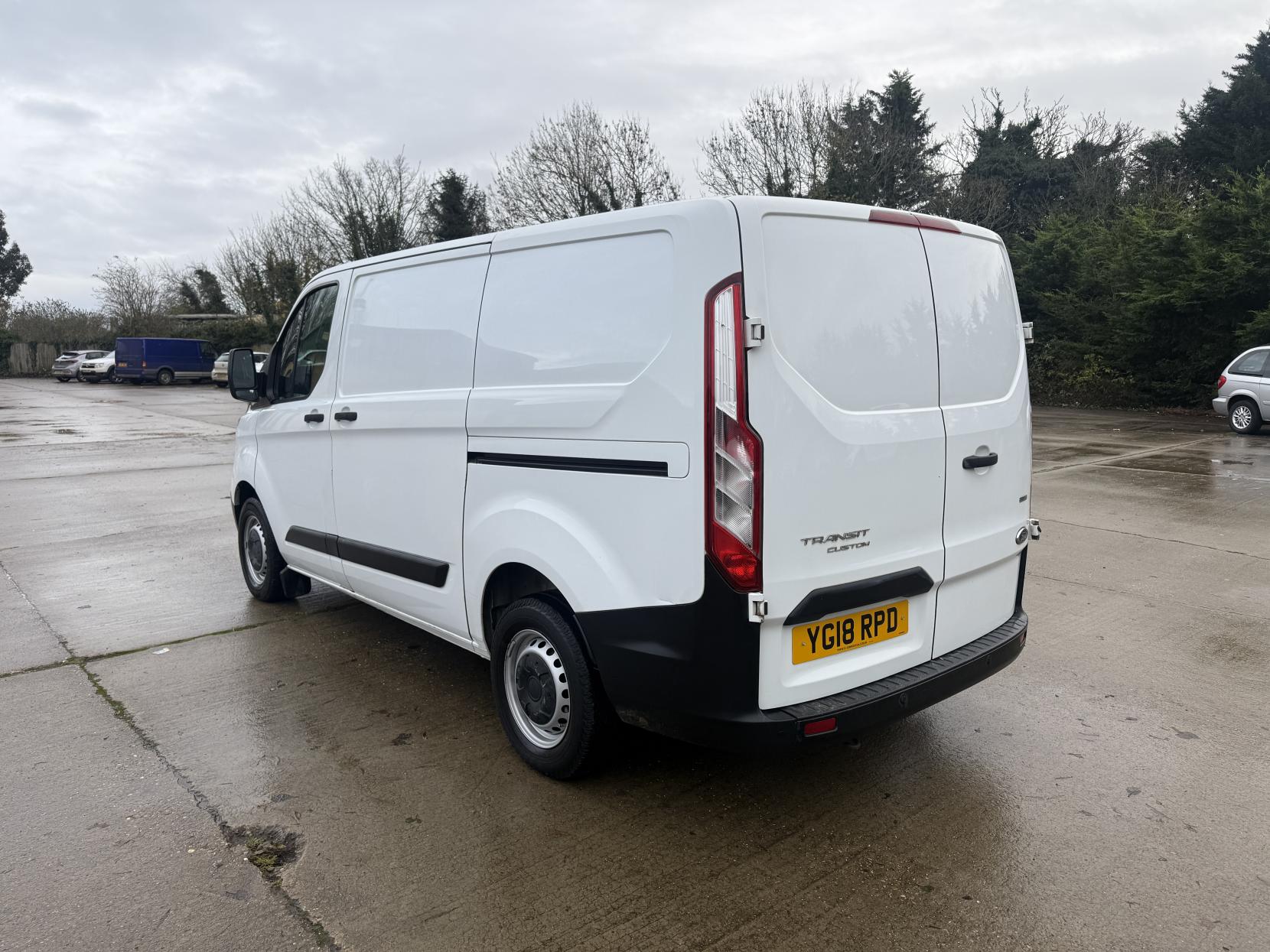 Ford Transit Custom 2.0 280 EcoBlue Panel Van 5dr Diesel Manual L1 H1 Euro 6 (105 ps)