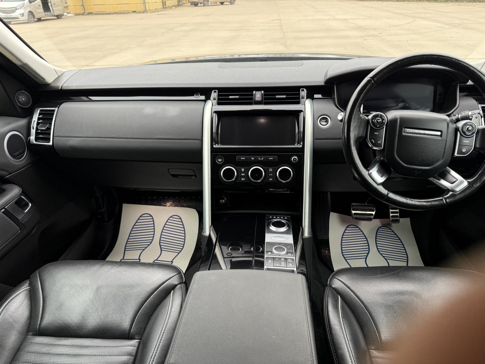 Land Rover Discovery 3.0 TD V6 HSE.VAN Commercial 5dr Diesel Auto 4WD Euro 6 (s/s) (258 ps)