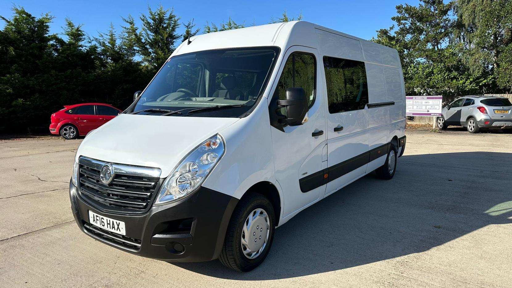 Vauxhall Movano 2.3 CDTi 3500 BiTurbo ecoFLEX Combi Van Double Cab 5dr Diesel Manual FWD L3 H2 (9 Seat) (110 ps)