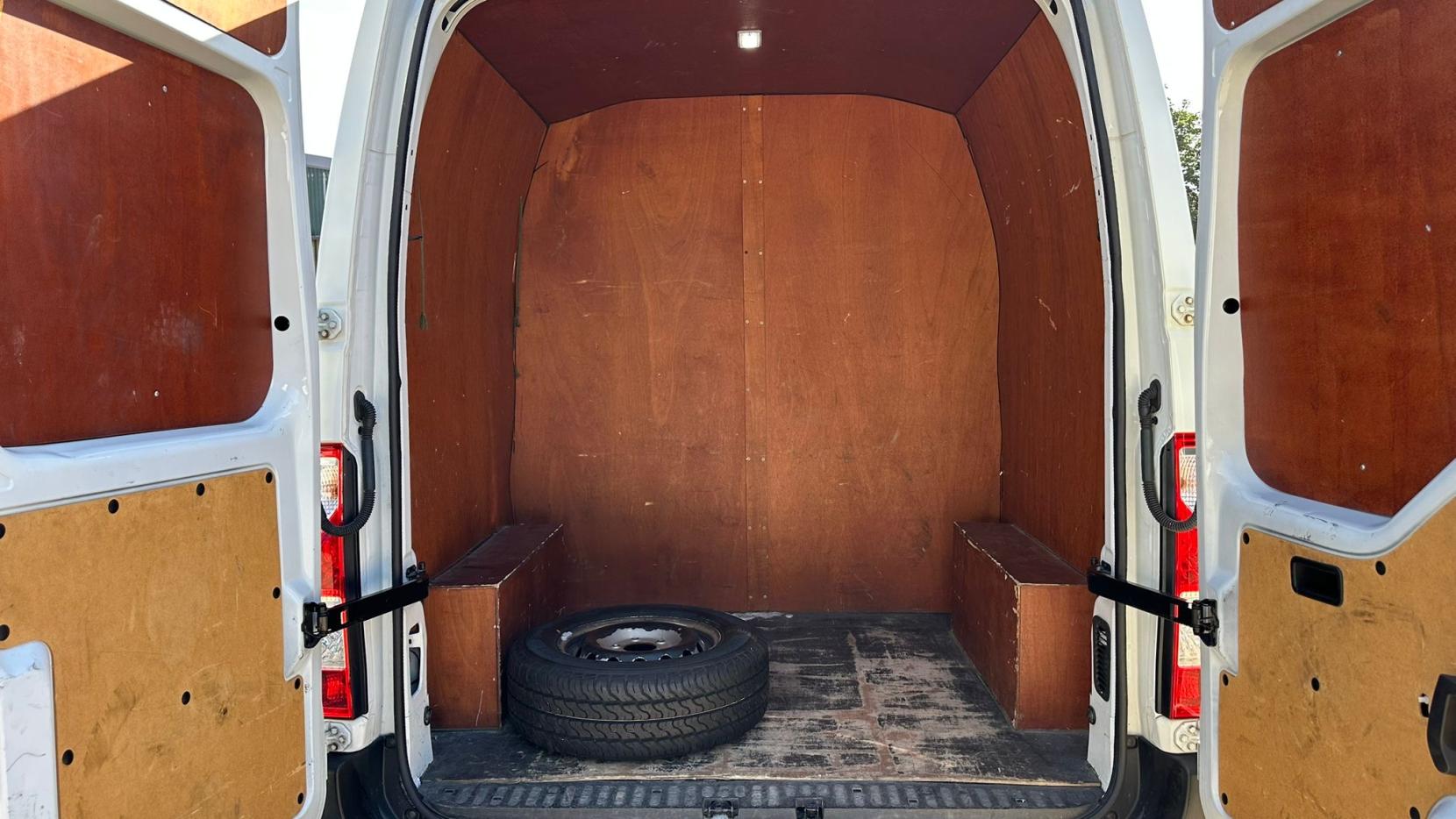 Vauxhall Movano 2.3 CDTi 3500 BiTurbo ecoFLEX Combi Van Double Cab 5dr Diesel Manual FWD L3 H2 (9 Seat) (110 ps)