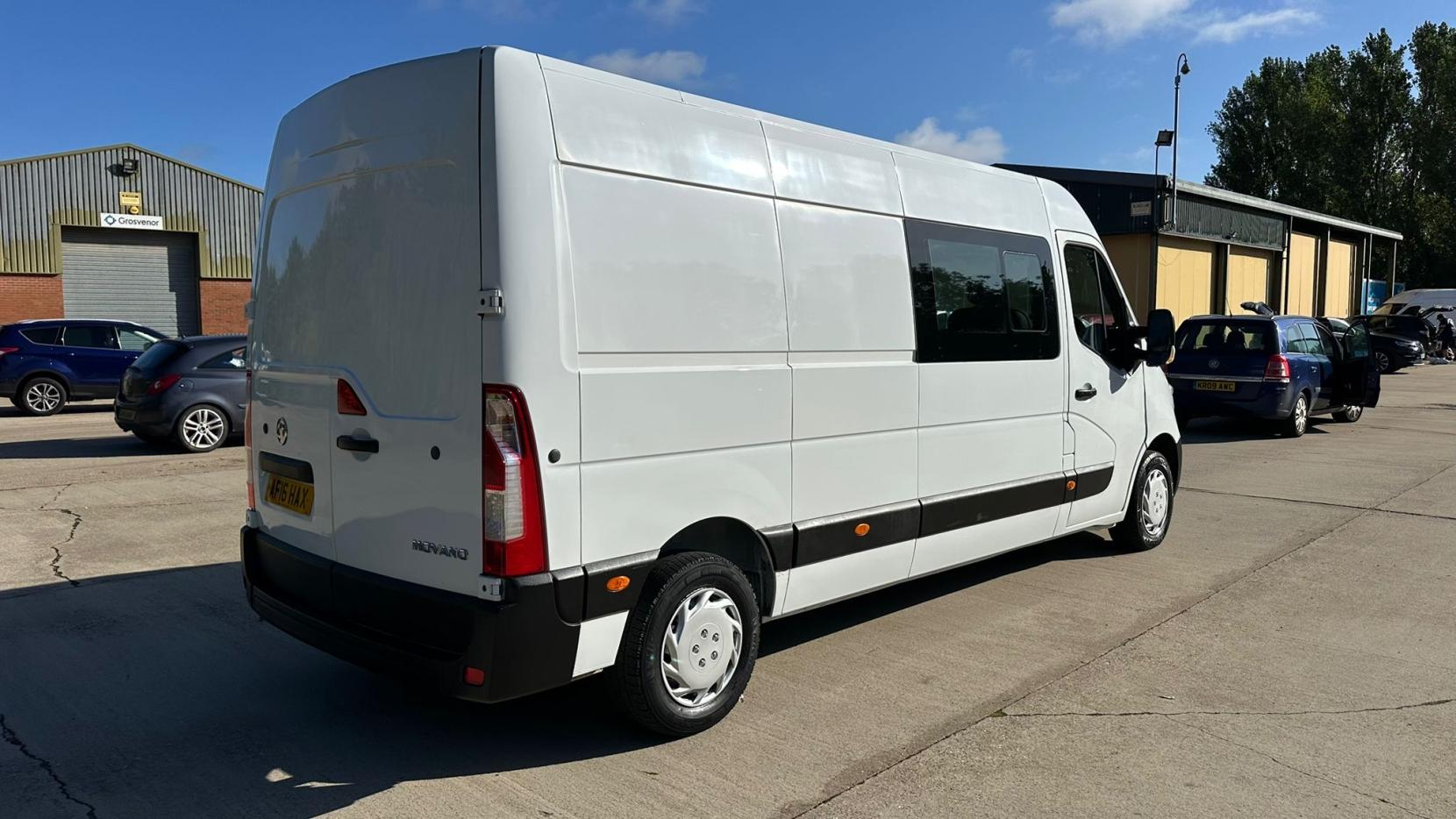 Vauxhall Movano 2.3 CDTi 3500 BiTurbo ecoFLEX Combi Van Double Cab 5dr Diesel Manual FWD L3 H2 (9 Seat) (110 ps)