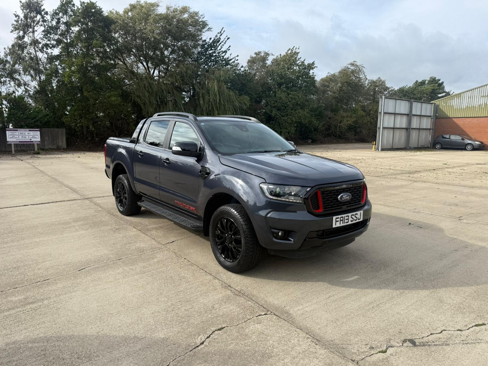 Ford Ranger 2.0 EcoBlue Wildtrak Pickup Double Cab Thunder 4dr Diesel Auto 4WD Euro 6 (s/s) (213 ps)