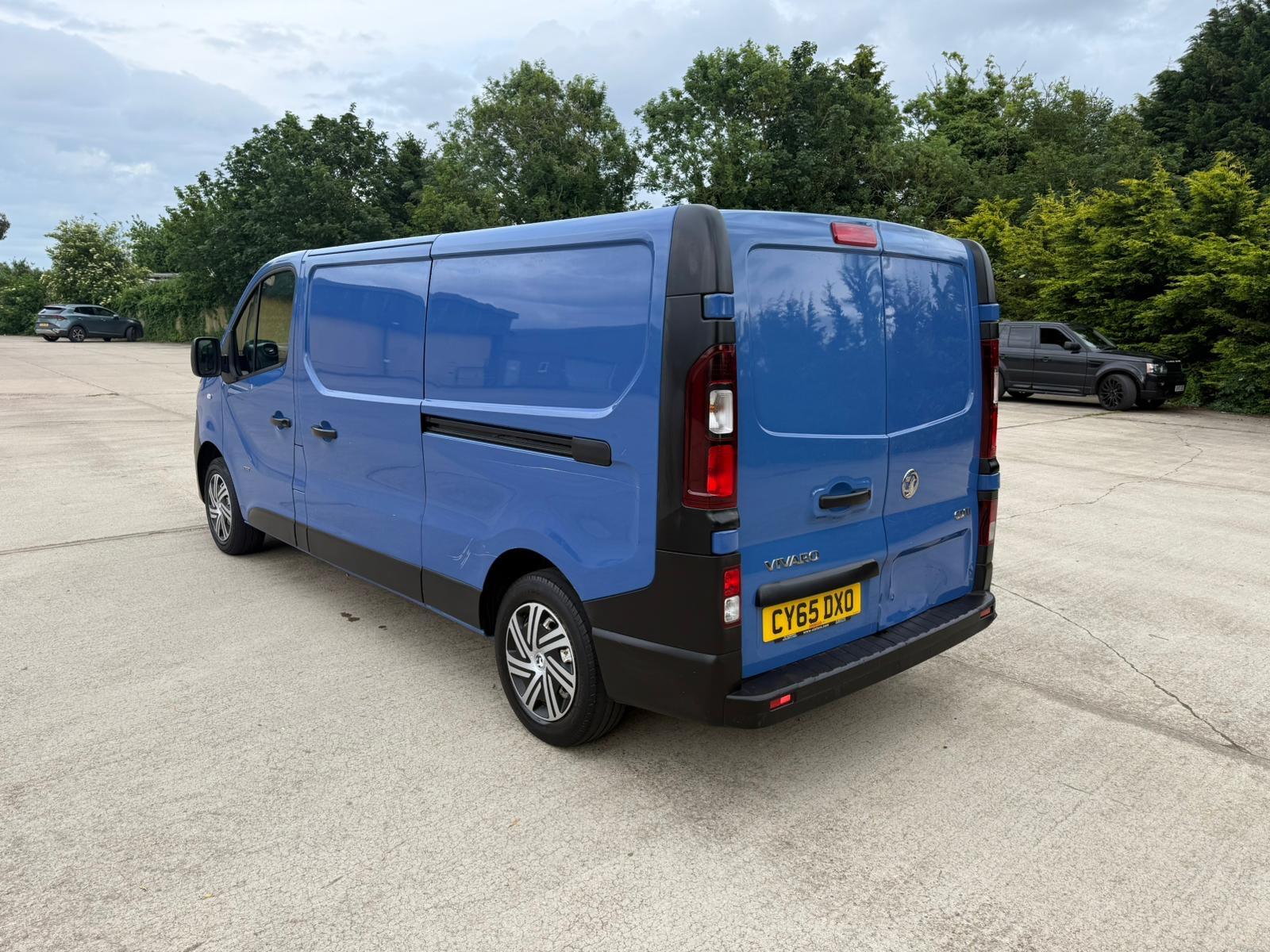 Vauxhall Vivaro 1.6 CDTi 2900 Panel Van 5dr Diesel Manual L2 H1 Euro 5 (115 ps)