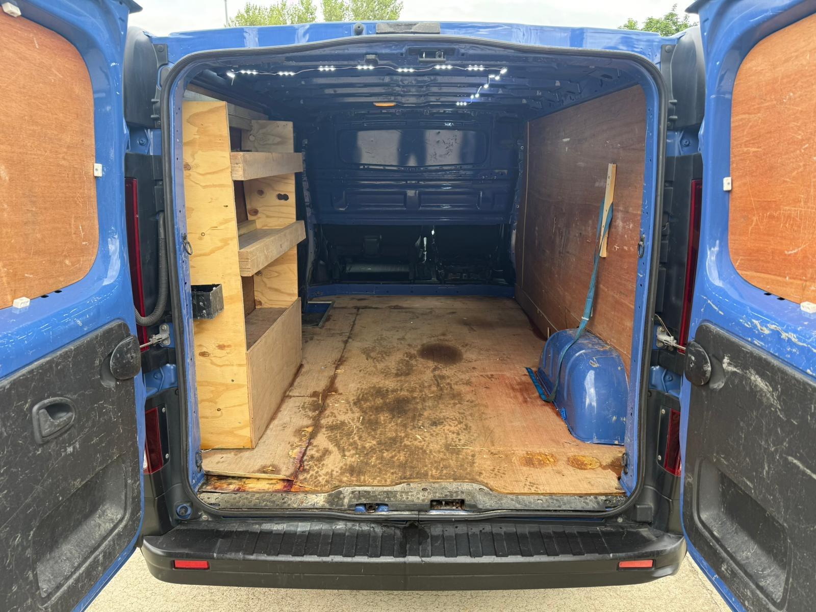 Vauxhall Vivaro 1.6 CDTi 2900 Panel Van 5dr Diesel Manual L2 H1 Euro 5 (115 ps)