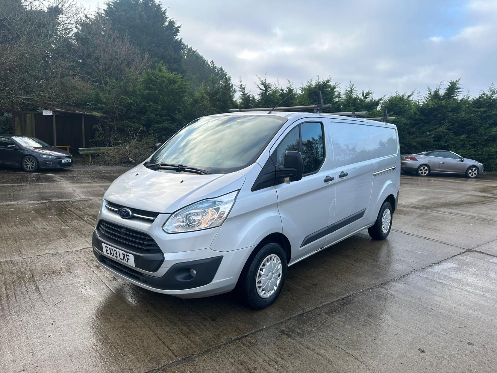 Ford Transit Custom 2.2 TDCi 290 Trend Panel Van 5dr Diesel Manual L2 H1 (186 g/km, 123 bhp)