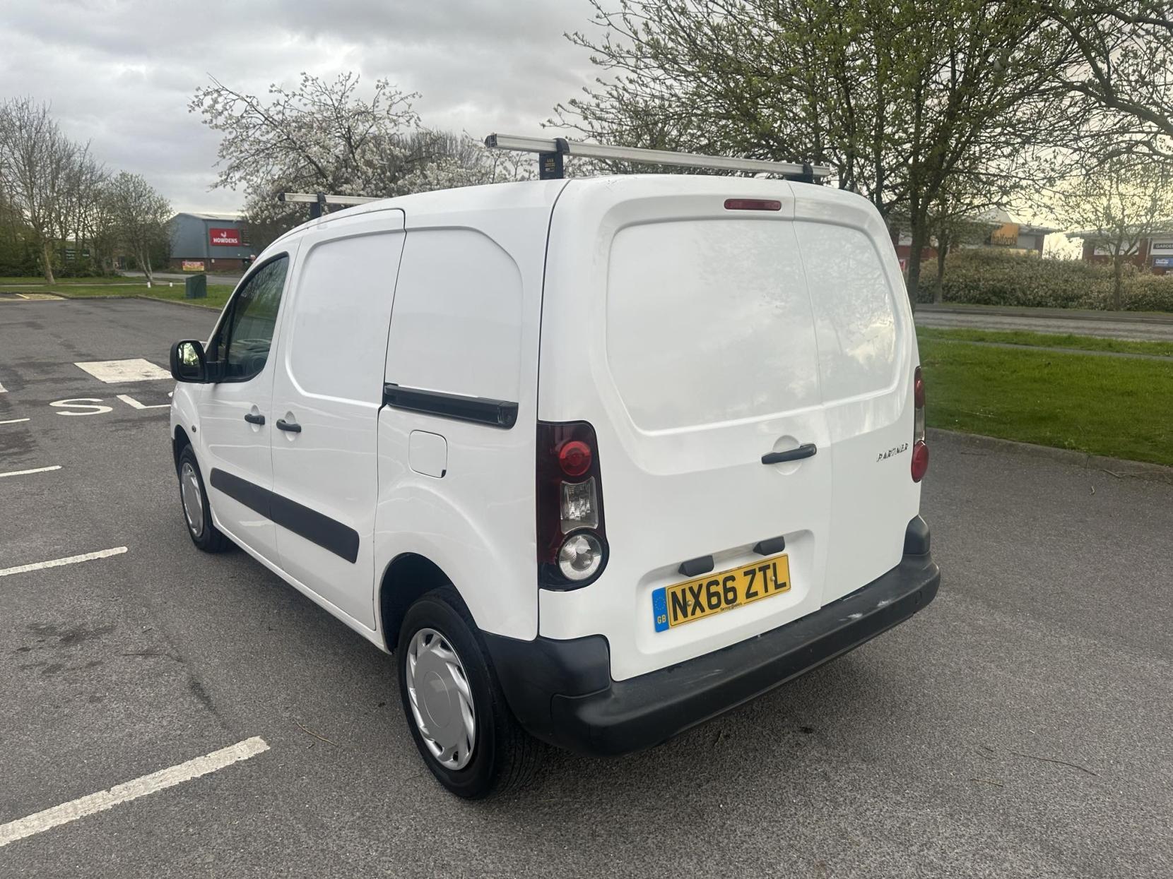 Peugeot Partner 1.6 HDi 850 S Panel Van 4dr Diesel Manual L1 (132 g/km, 92 bhp)