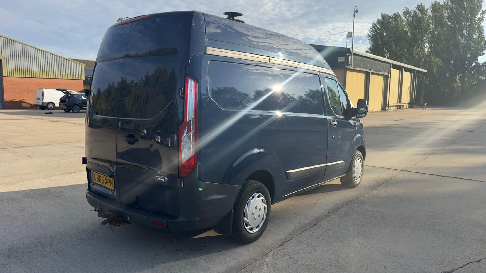 Ford Transit Custom 2.2 TDCi 310 Trend Panel Van 5dr Diesel Manual L1 H1 (186 g/km, 123 bhp)