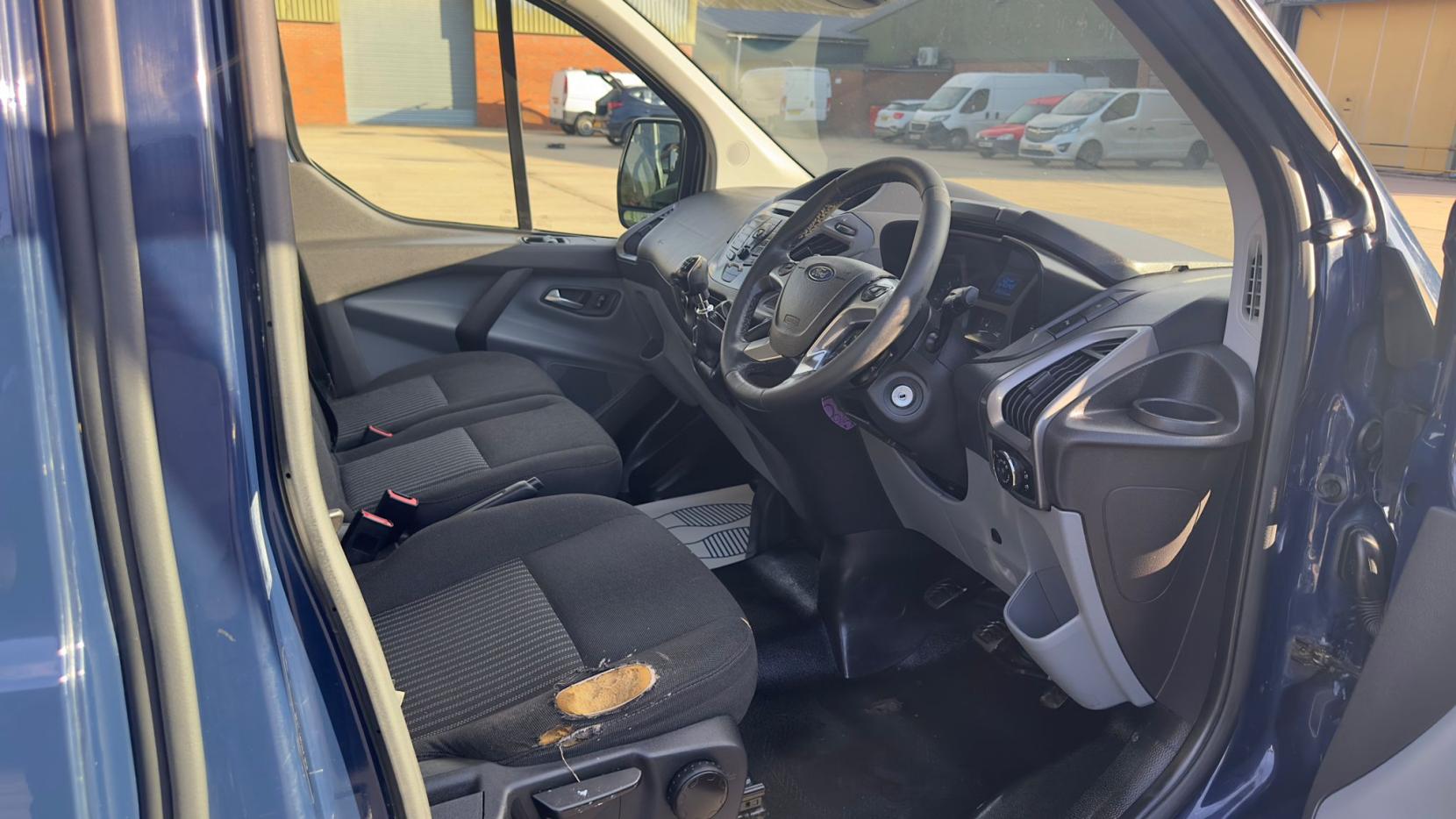 Ford Transit Custom 2.2 TDCi 310 Trend Panel Van 5dr Diesel Manual L1 H1 (186 g/km, 123 bhp)