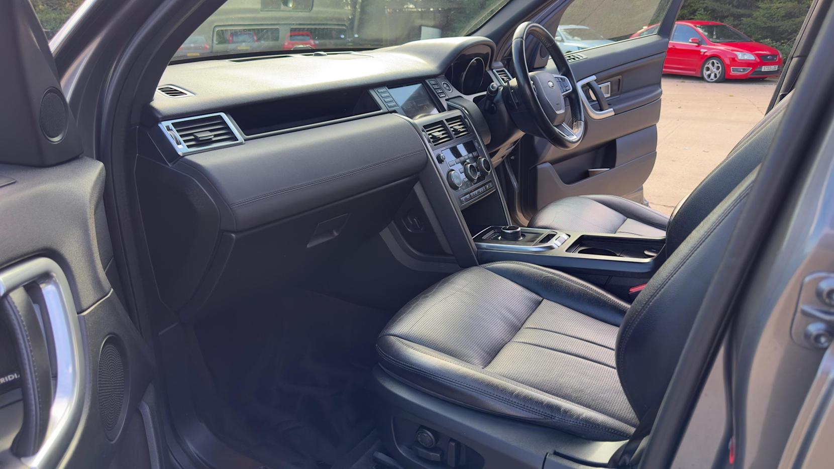 Land Rover Discovery Sport 2.0 TD4 Landmark SUV 5dr Diesel Auto 4WD Euro 6 (s/s) (180 ps)