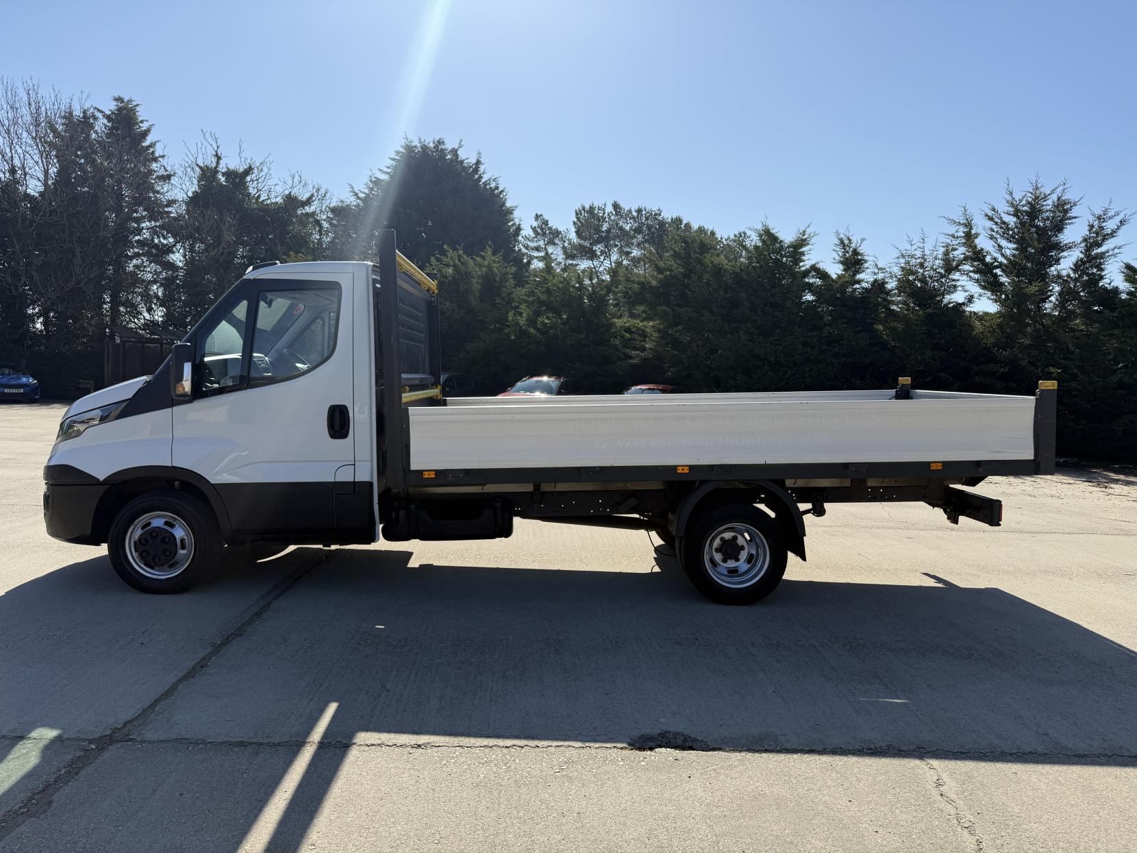 Iveco Daily 2.3D HPI 12V 35C 4100 Dropside 2dr Diesel Manual LWB Euro 6 (DRW) (116 ps)