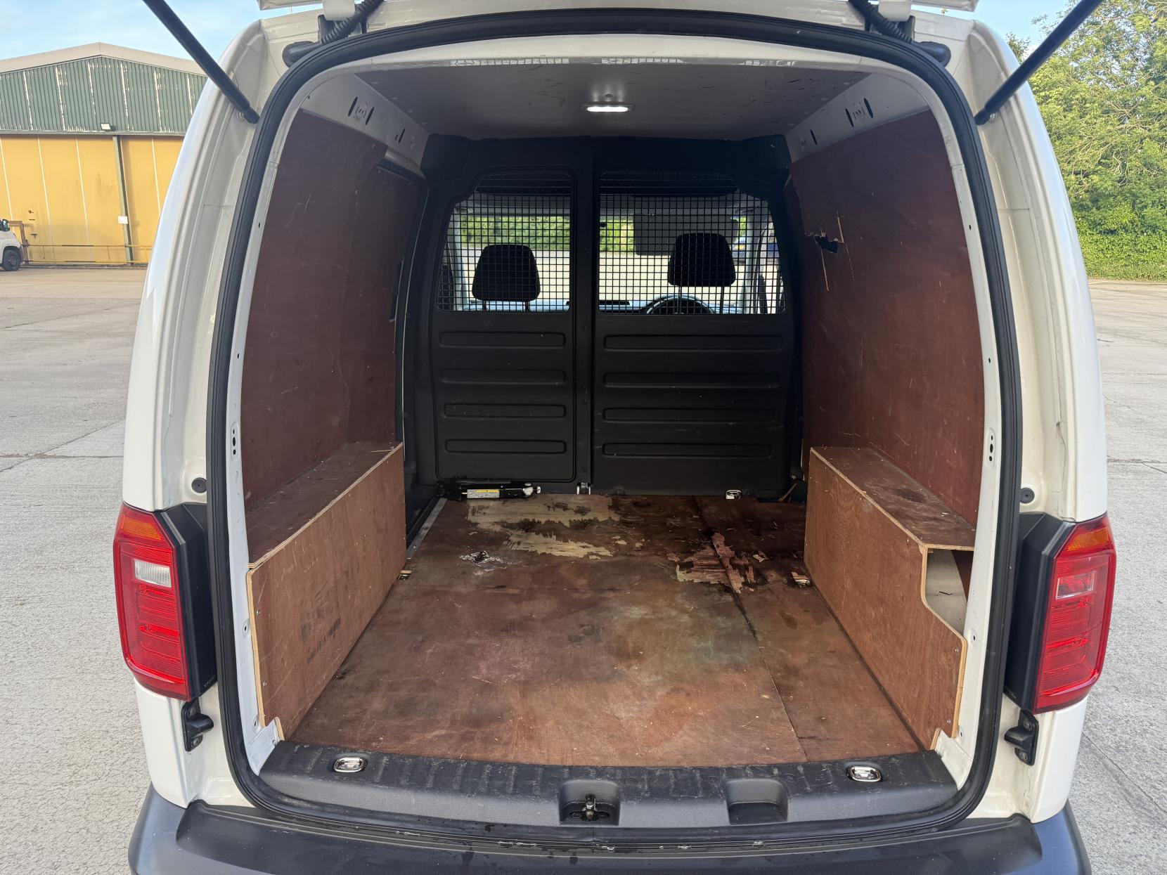 Volkswagen Caddy 2.0 TDI C20 Startline Panel Van 5dr Diesel Manual SWB Euro 6 (s/s) (102 ps)
