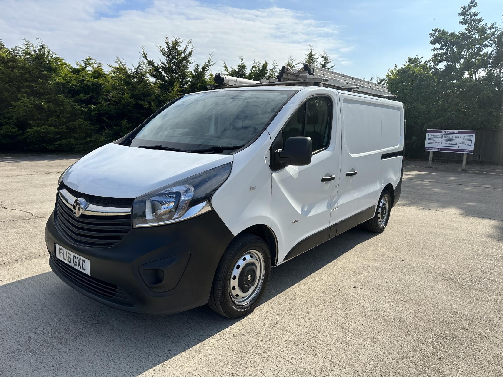 Vauxhall Vivaro 1.6 CDTi 2900 ecoFLEX Temperature Controlled 5dr Diesel Manual L1 H1 (s/s) (160 g/km, 89 bhp)