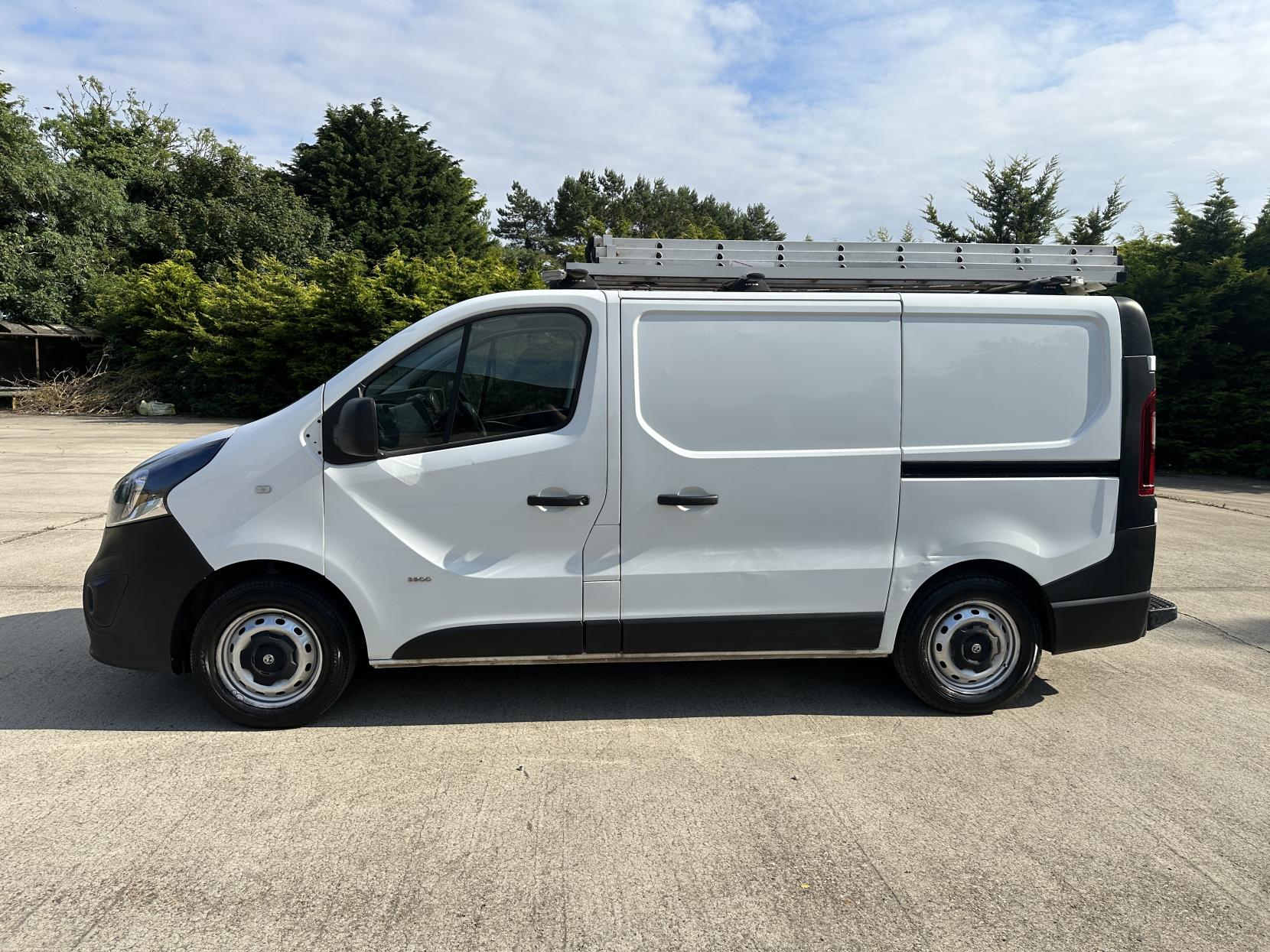 Vauxhall Vivaro 1.6 CDTi 2900 ecoFLEX Temperature Controlled 5dr Diesel Manual L1 H1 (s/s) (160 g/km, 89 bhp)