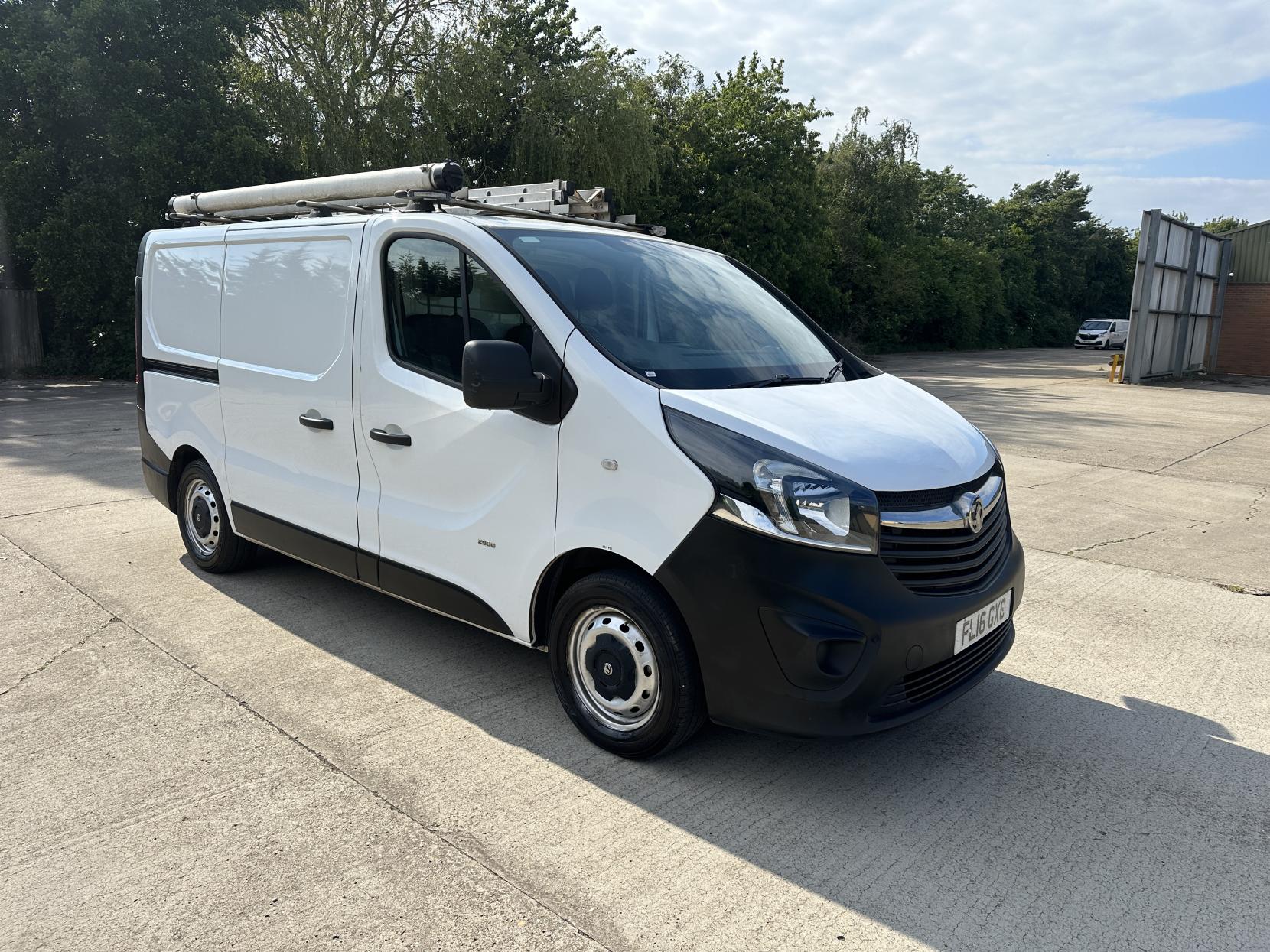 Vauxhall Vivaro 1.6 CDTi 2900 ecoFLEX Temperature Controlled 5dr Diesel Manual L1 H1 (s/s) (160 g/km, 89 bhp)