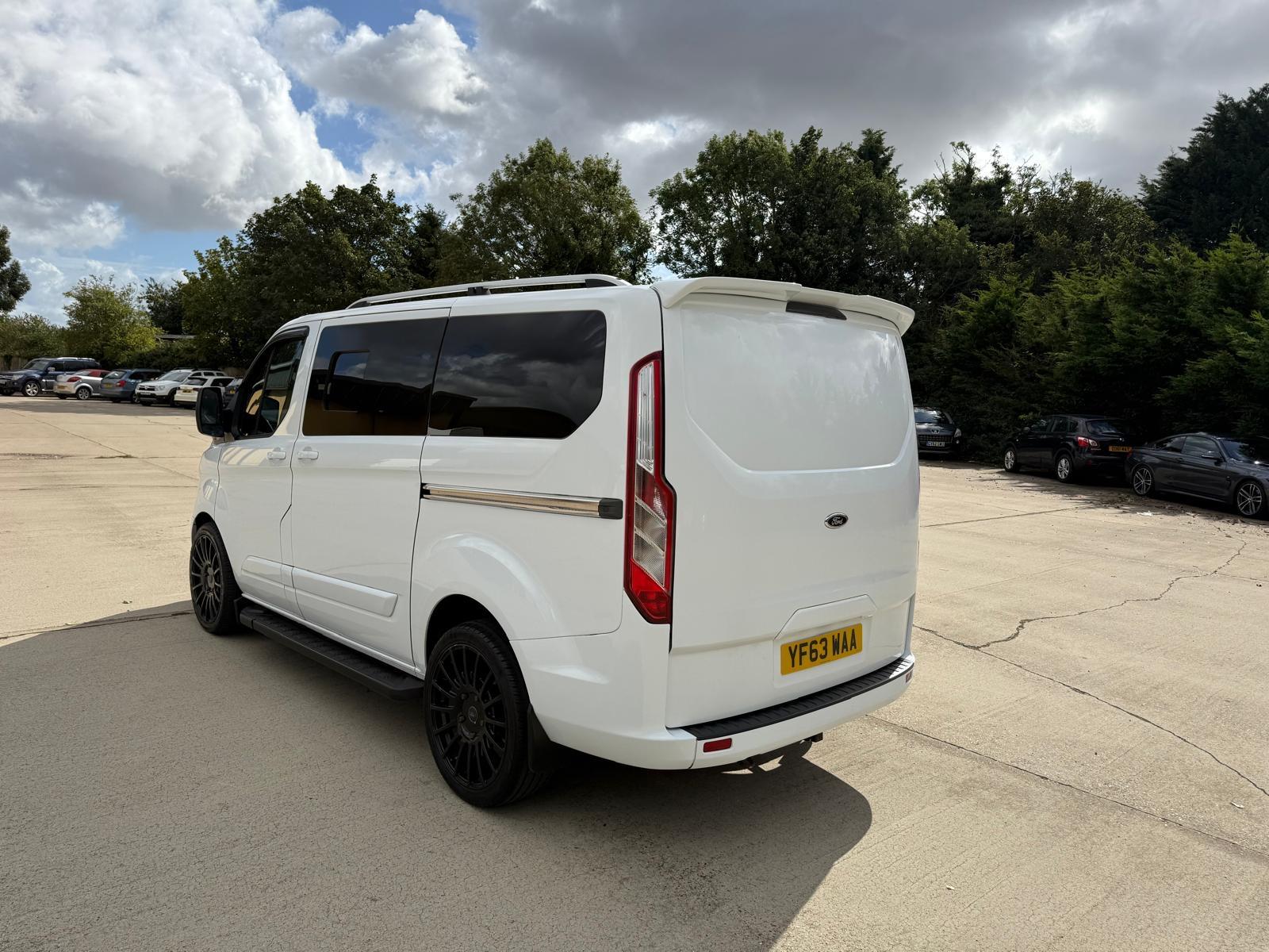 Ford Transit Custom 2.2 TDCi 270 Panel Van 5dr Diesel Manual L1 H1 (186 g/km, 123 bhp)