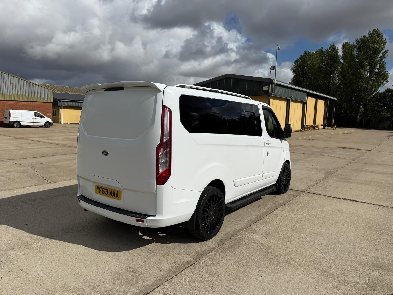 Ford Transit Custom 2.2 TDCi 270 Panel Van 5dr Diesel Manual L1 H1 (186 g/km, 123 bhp)