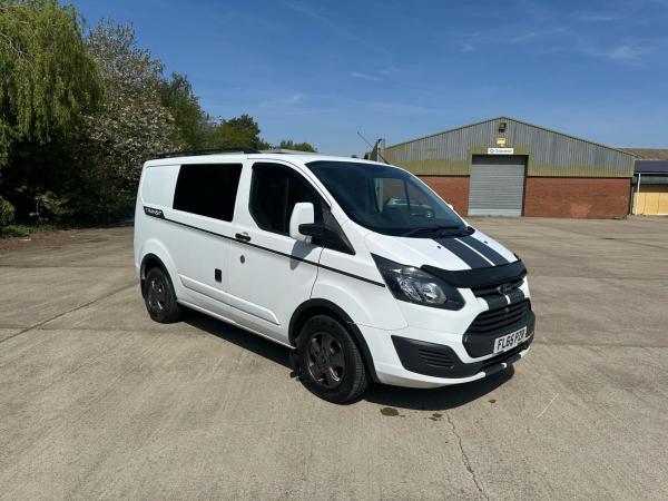 Ford Transit Custom 2.2 TDCi 290 Camper 5dr Diesel Manual L1 H1 (186 g/km, 98 bhp) Day Van 