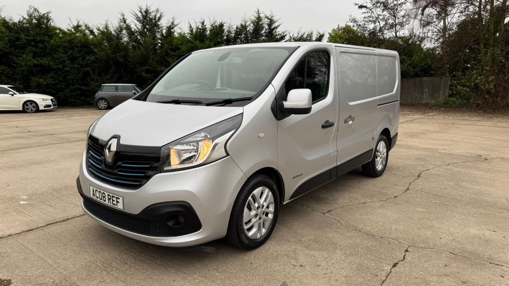 Renault Trafic 1.6 dCi ENERGY 27 Sport Panel Van 5dr Diesel Manual SWB Standard Roof Euro 5 (s/s) (120 ps)