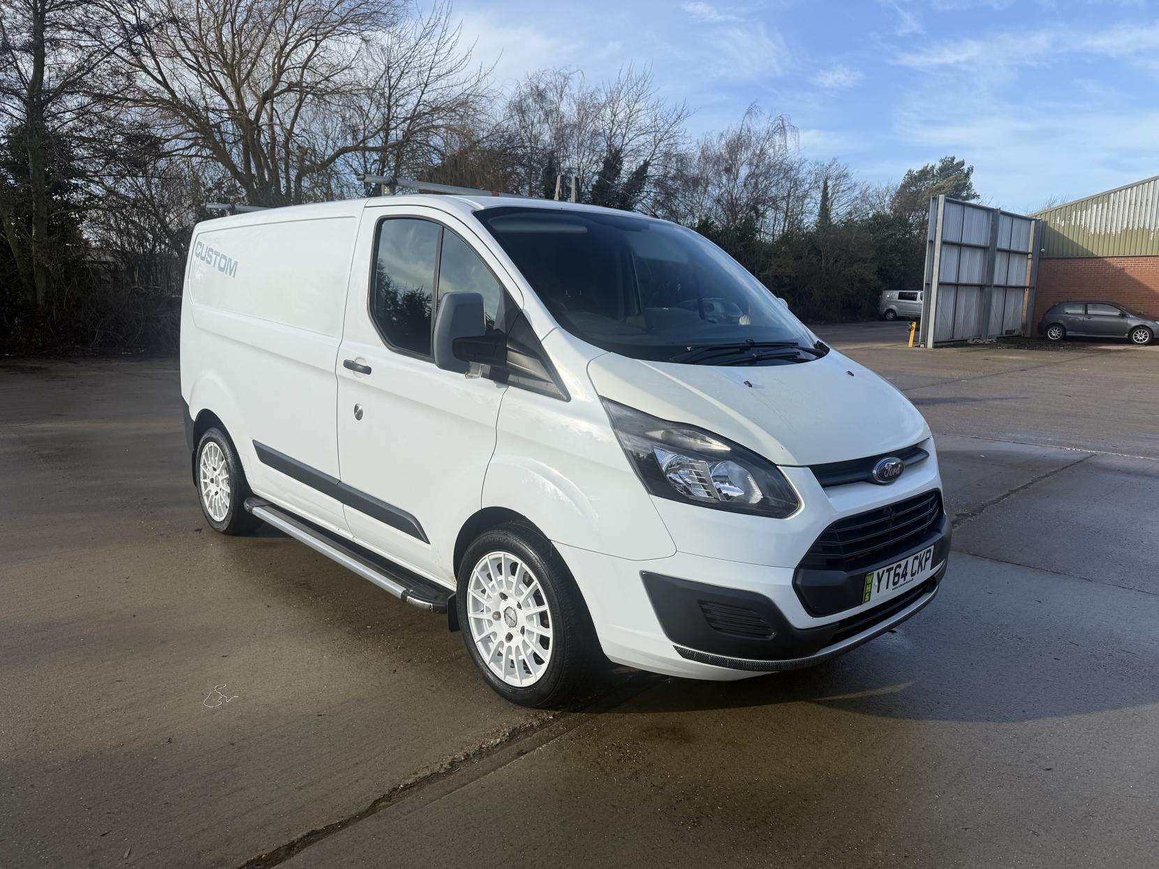 Ford Transit Custom 2.2 TDCi 270 Panel Van 5dr Diesel Manual L1 H1 (186 g/km, 123 bhp)