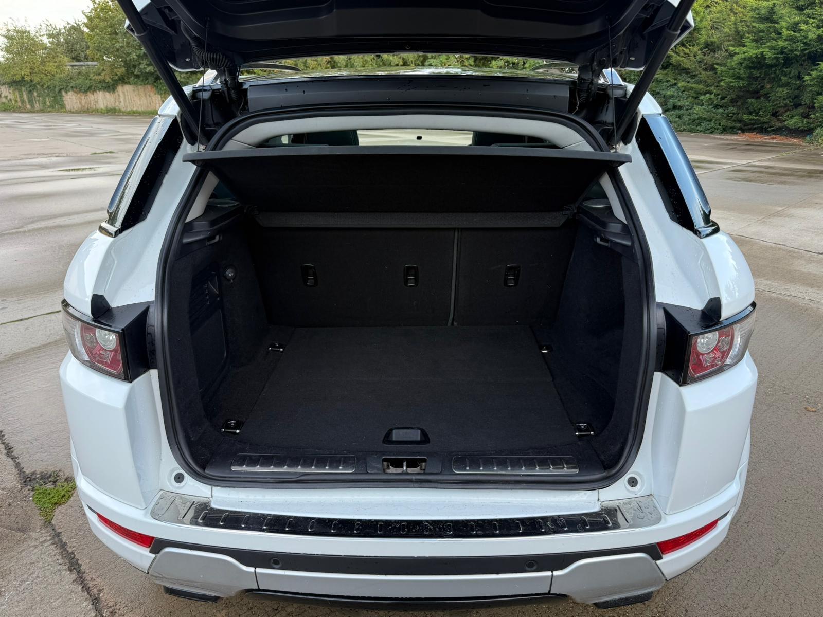 Land Rover Range Rover Evoque 2.2 SD4 Dynamic SUV 5dr Diesel Auto 4WD Euro 5 (190 ps)