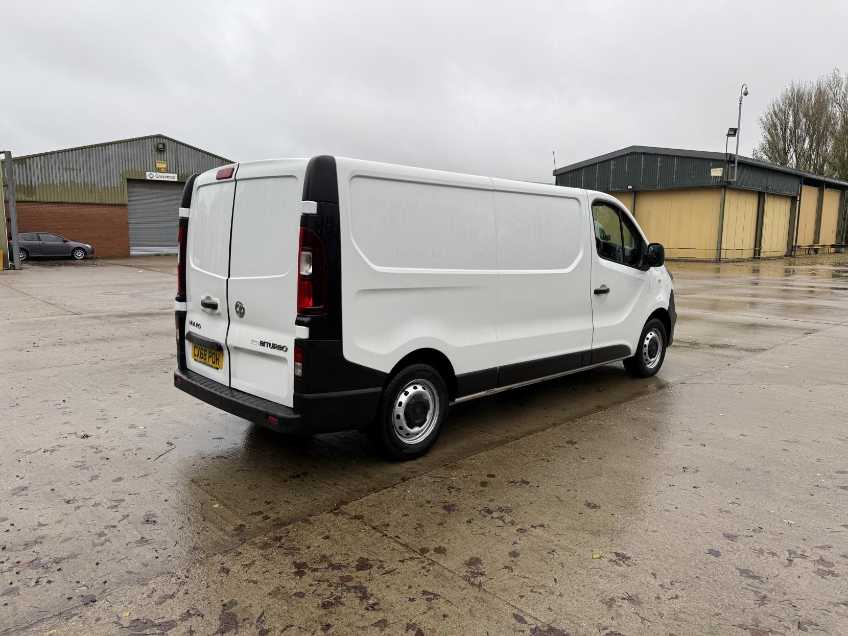 Vauxhall Vivaro 1.6 CDTi 2900 BiTurbo ecoTEC Panel Van 5dr Diesel Manual L2 H1 Euro 6 (s/s) (125 ps)