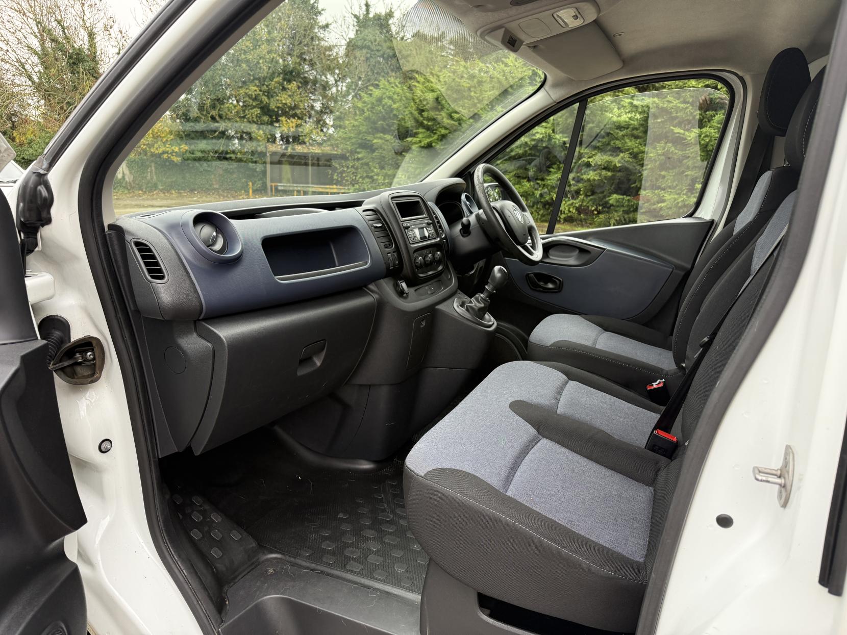 Vauxhall Vivaro 1.6 CDTi 2900 BiTurbo ecoTEC Panel Van 5dr Diesel Manual L2 H1 Euro 6 (s/s) (125 ps)