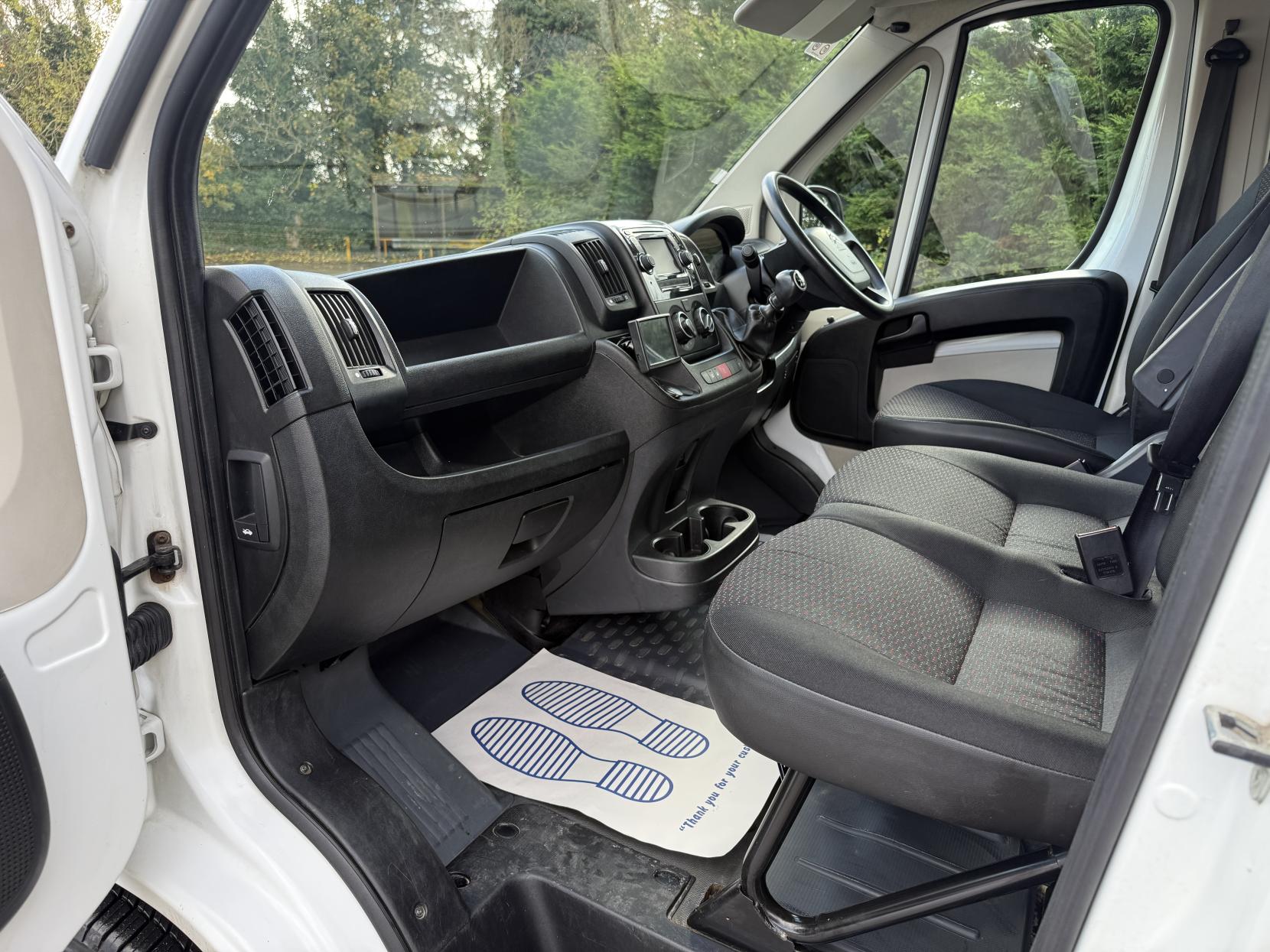 Citroen Relay 2.0 BlueHDi 35 Enterprise Ready To Run Crew Van 5dr Diesel Manual L3 H2 Euro 6 (130 ps)