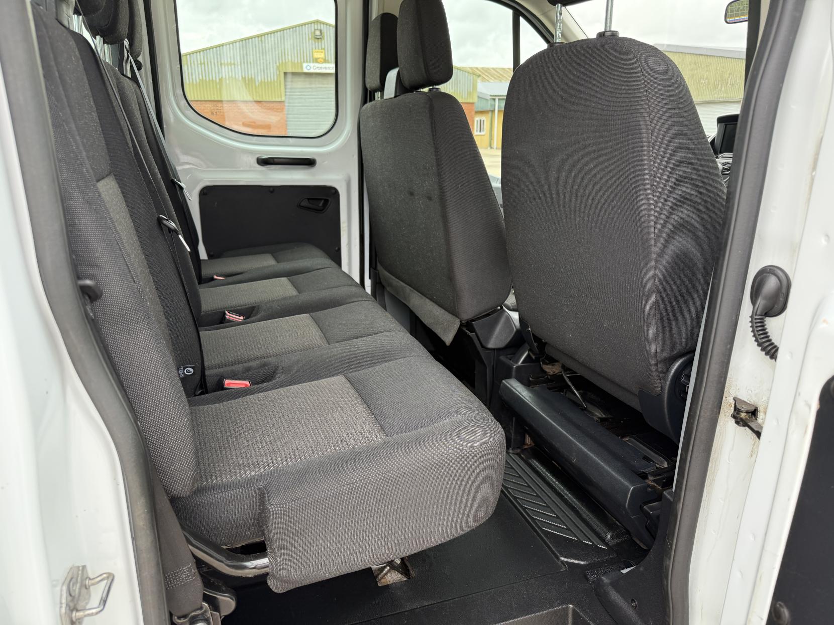 Ford Transit 2.0 350 EcoBlue Chassis Double Cab 4dr Diesel Manual FWD L3 H1 Euro 6 (170 ps) Dropside Flat Bed